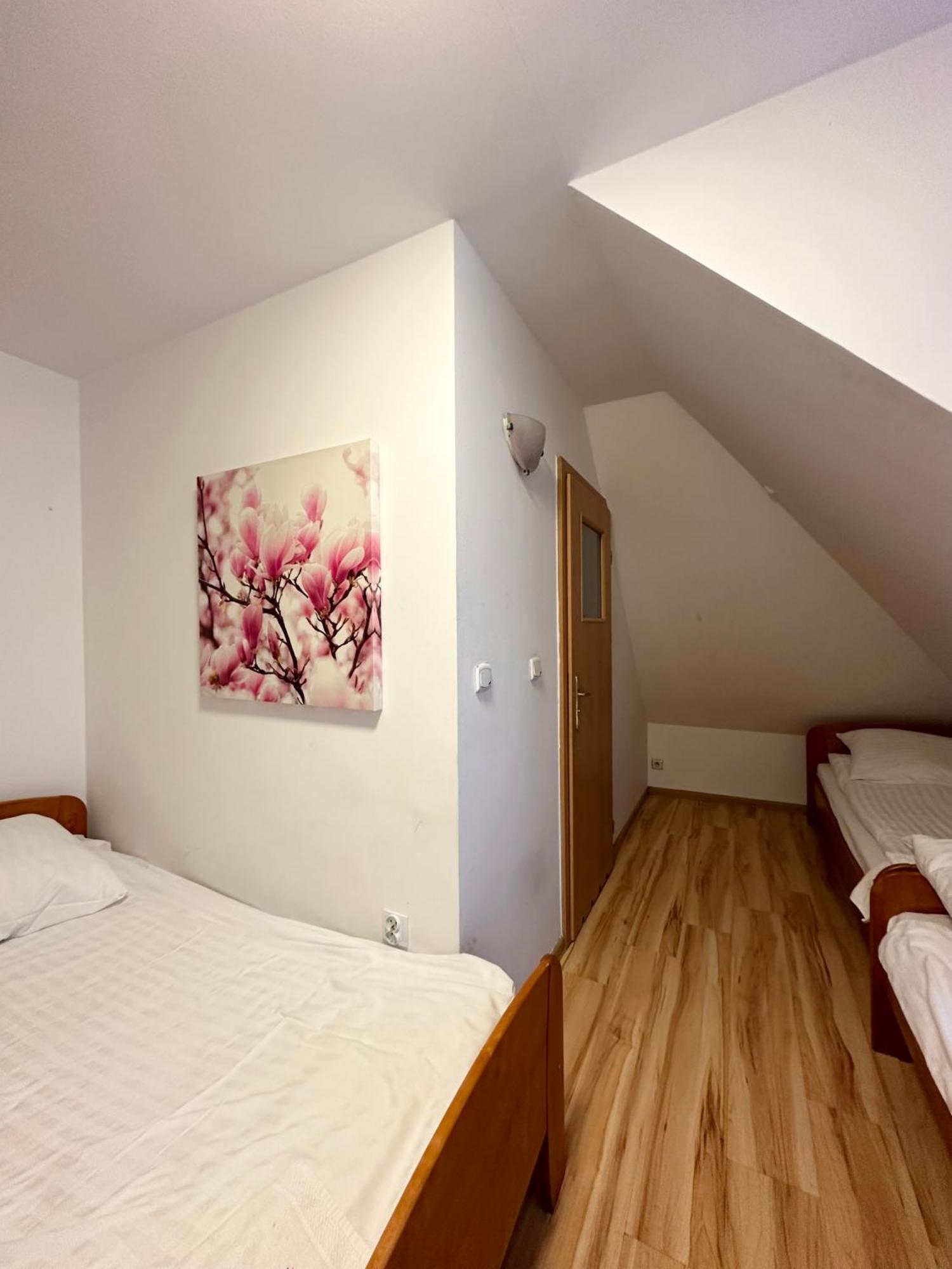 Motel Za Miedza Bralin エクステリア 写真