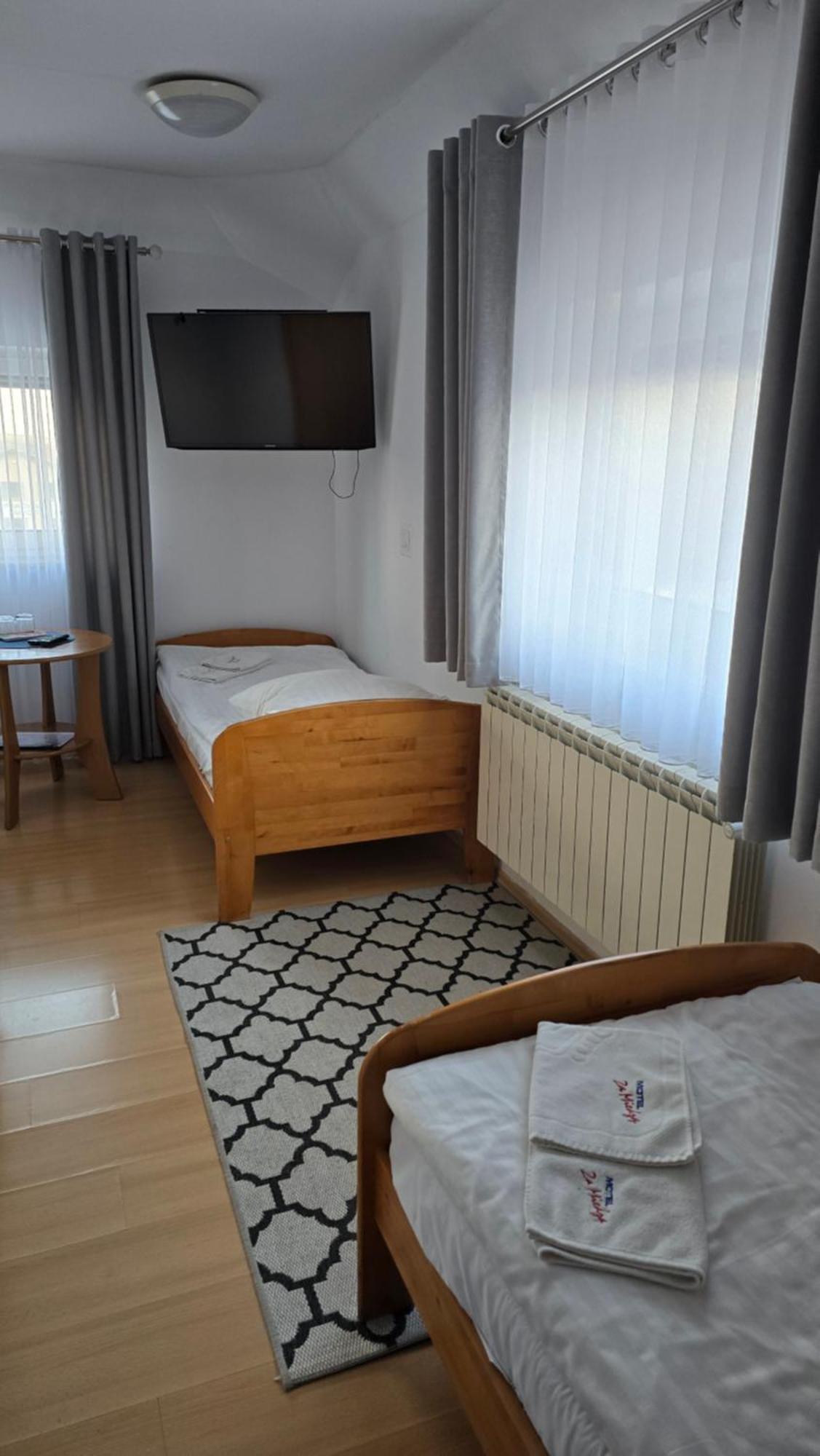 Motel Za Miedza Bralin エクステリア 写真